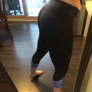 Calvin Klein workout capris